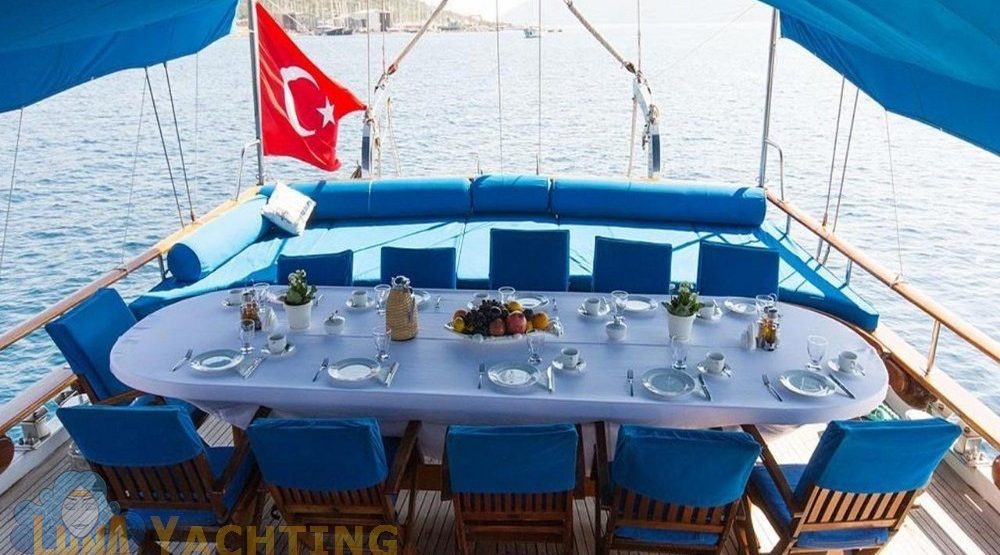 Blue Cruise Gulet Yacht - Dining Area