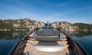Fx 38 Ultraluxury Yacht - Luna Yachting