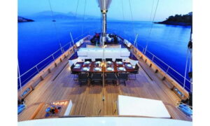 gulet atlantika aft deck