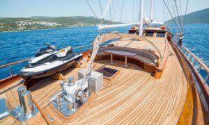 Spacious deck of Gulet Bedia Sultan, ideal for Bodrum Gulet Exclusive Escapes